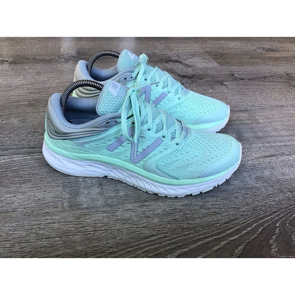 New Balance Womens Size 10 B Fresh Foam 1080v8 W1080SW8 Green Running Shoes